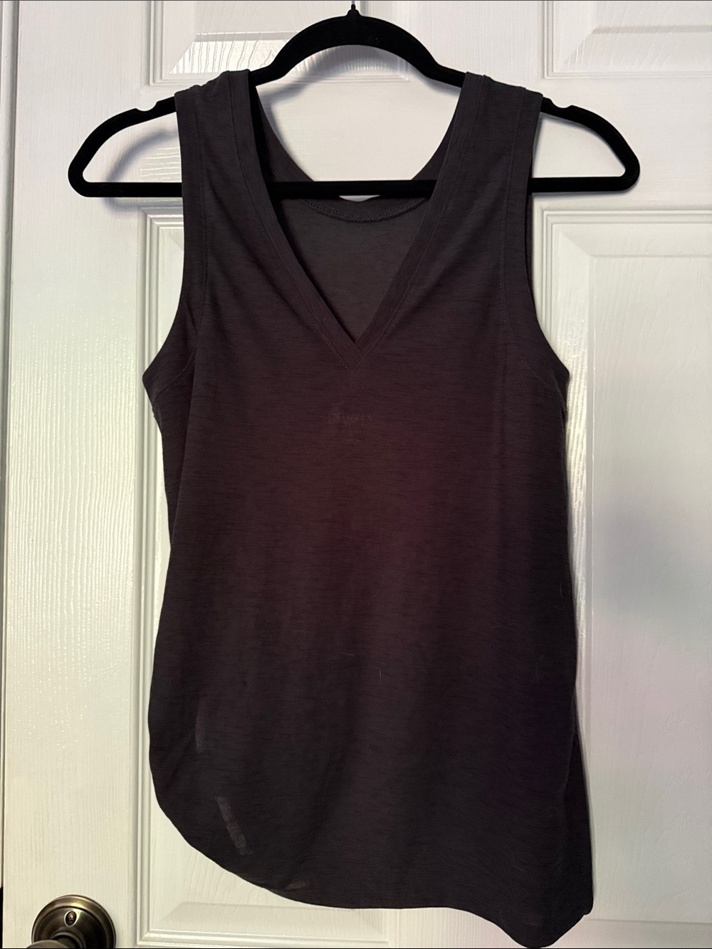 Women’s Black Sleeveless Tank Top - Picture 2 of 2